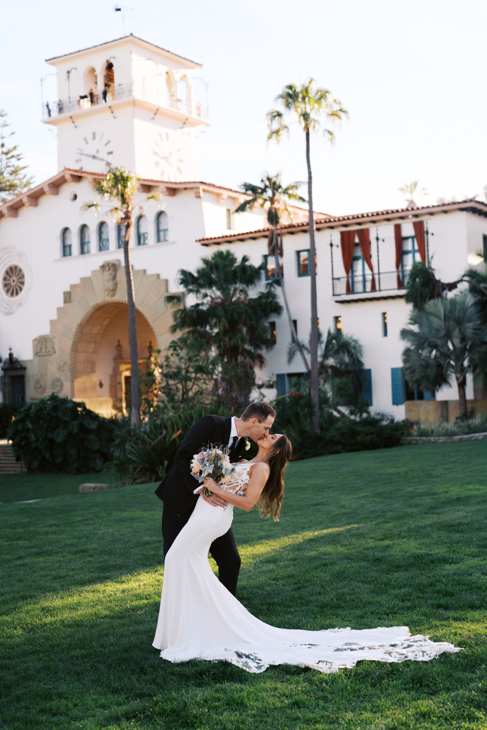 Factors That Shape How Wedding Photographers Are Viewed
 thumbnail